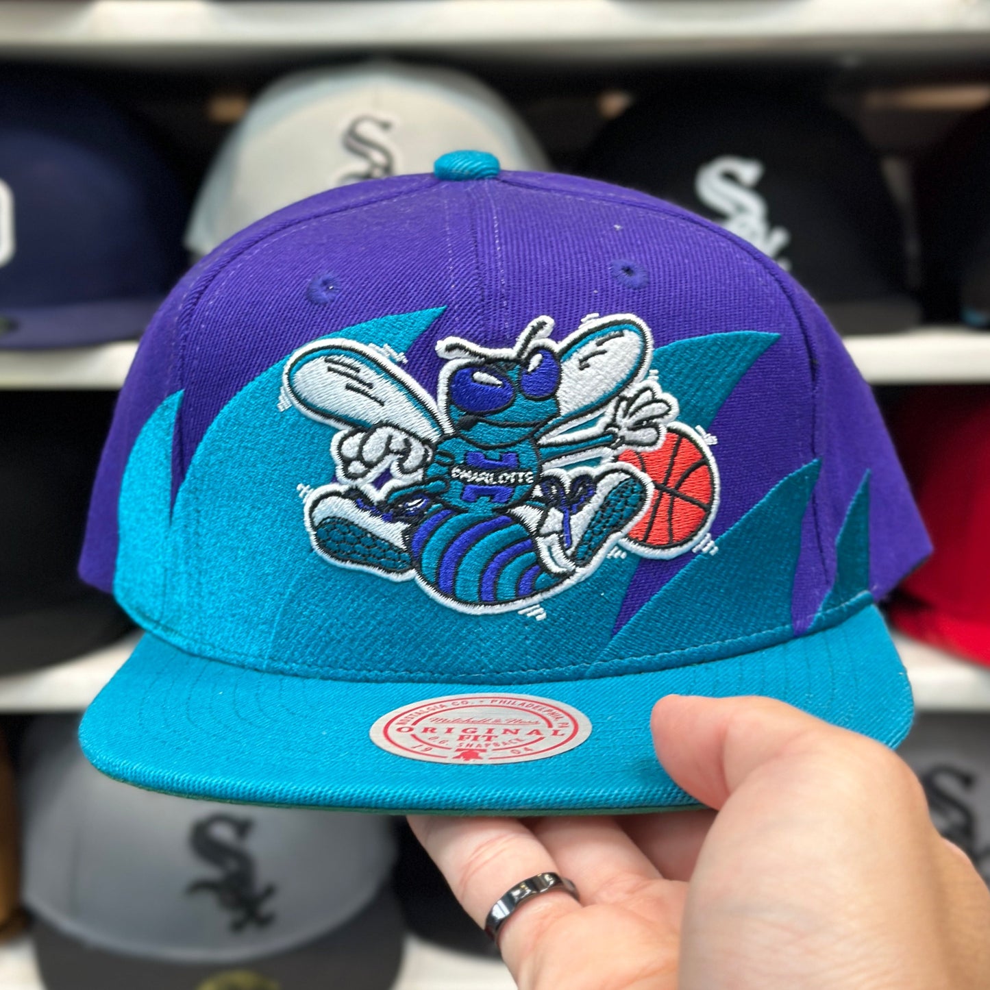 Charlotte Hornets Teal/Purple Vintage Mitchell & Ness Snapback