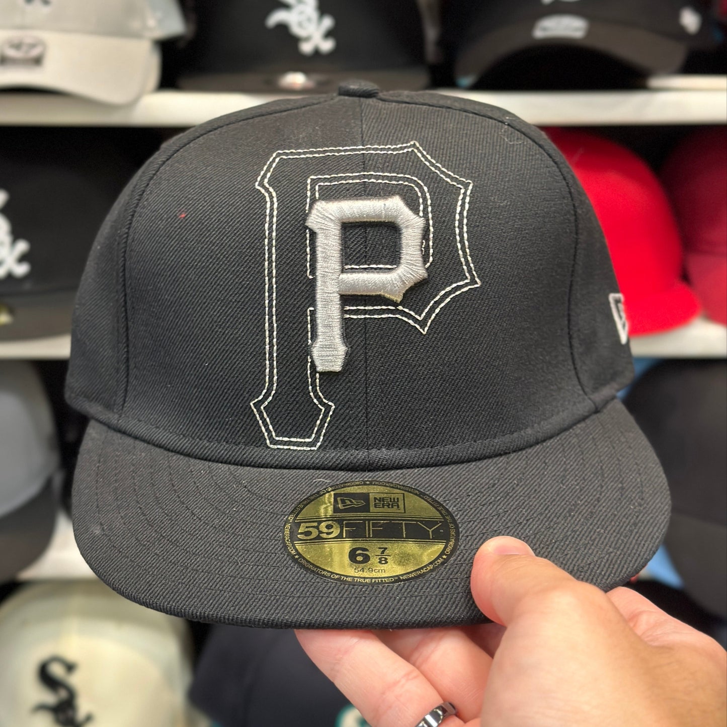 Pittsburgh Pirates NFL Vintage Fitted Cap | New Era 59FIFTY Sized Cap | Size 6 7/8