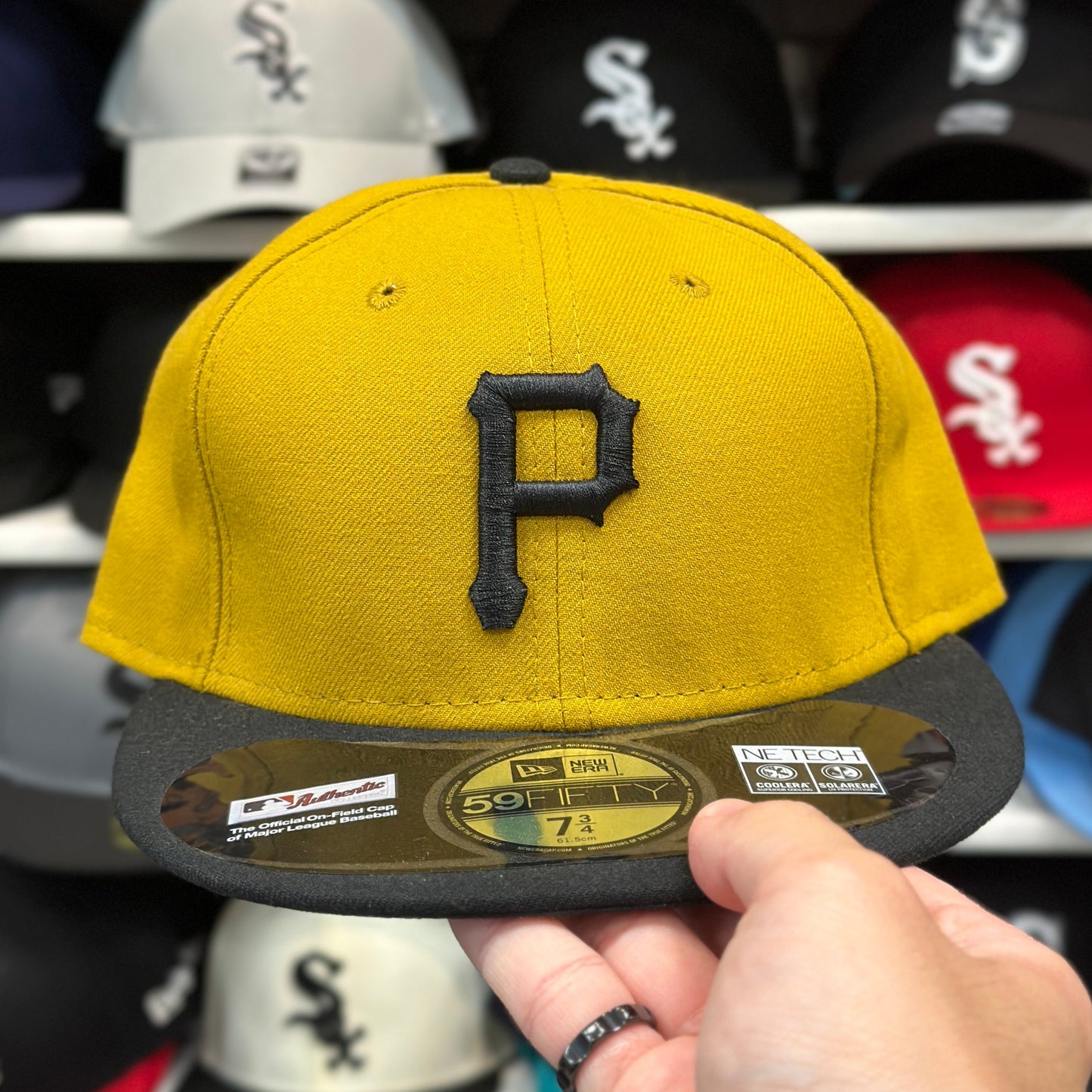 Pittsburgh Pirates NFL Vintage Fitted Cap | New Era 59FIFTY Sized Cap | Size 7 3/4