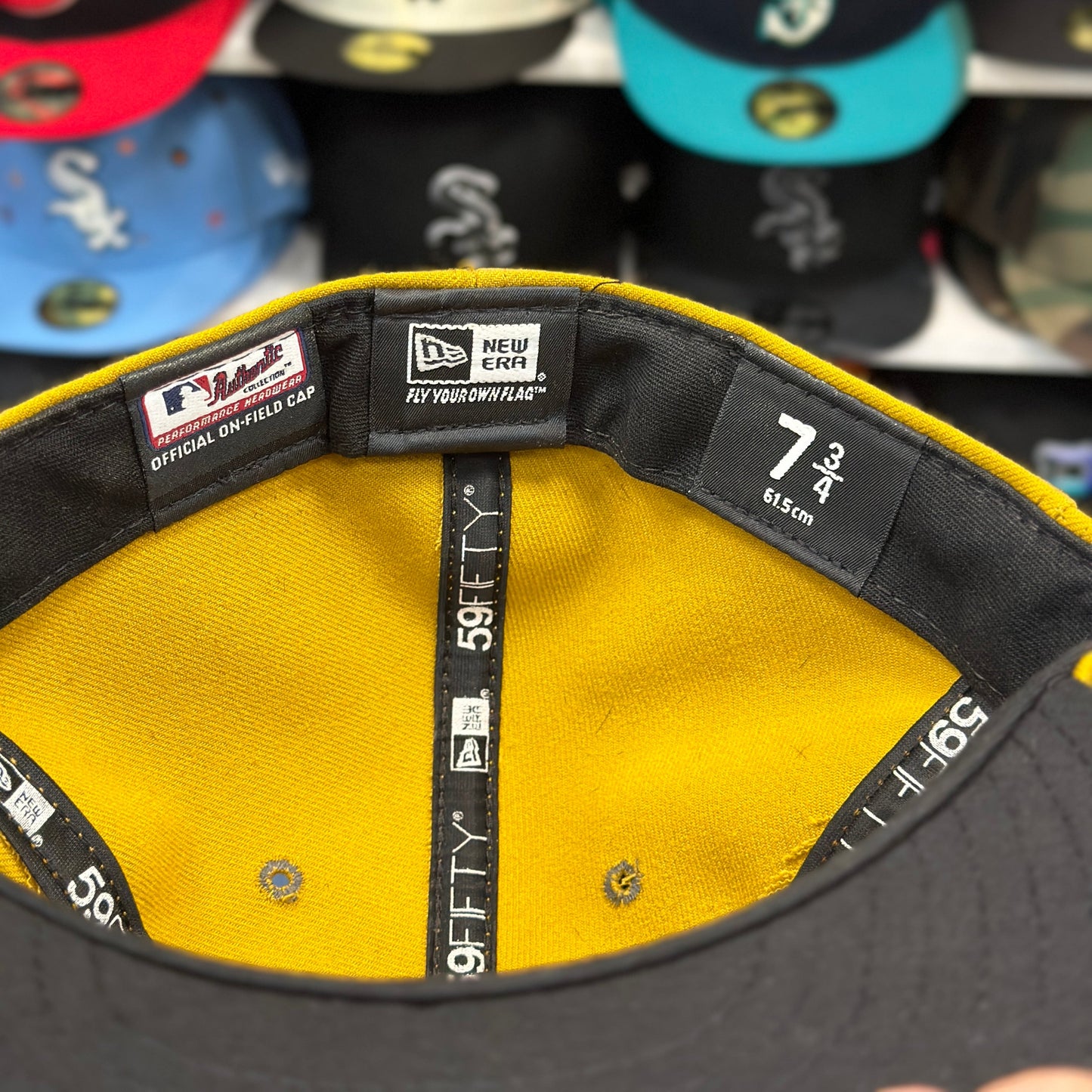 Pittsburgh Pirates NFL Vintage Fitted Cap | New Era 59FIFTY Sized Cap | Size 7 3/4
