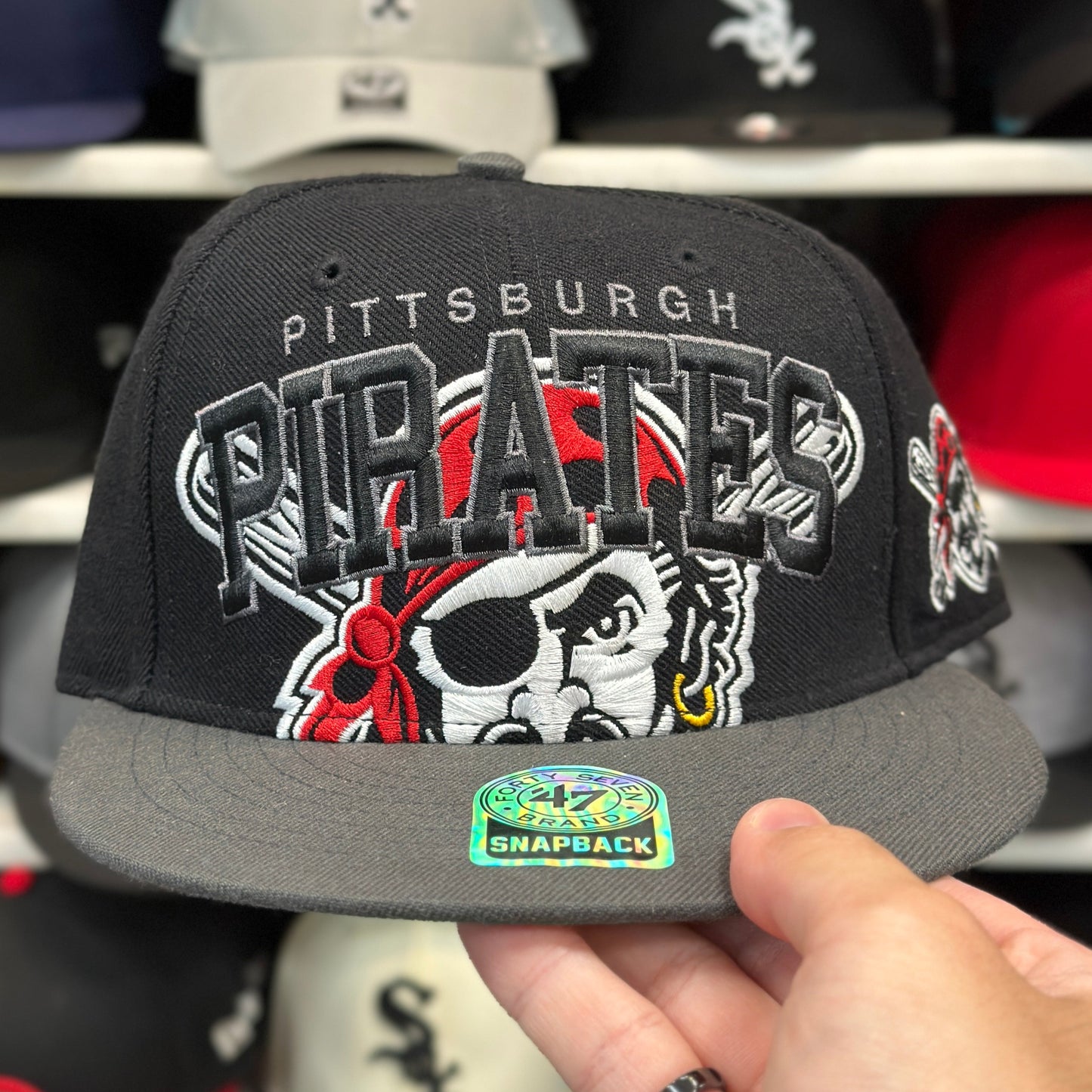 Pittsburgh Pirates NFL Snapback | Vintage '47 Brand Captain Adjustable Snap | Black/Gray