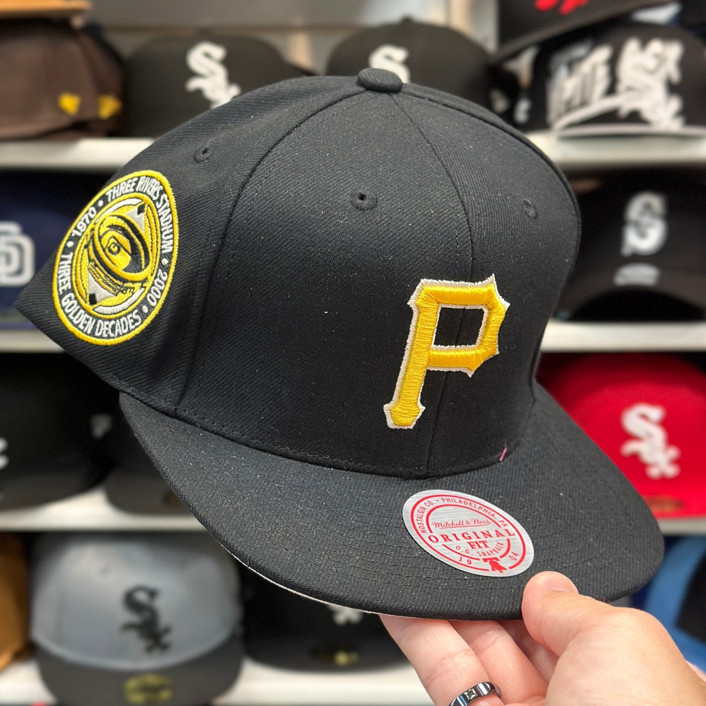 Pittsburgh Pirates NFL Snapback | Mitchell & Ness Original Fit Adjustable Hat | Black