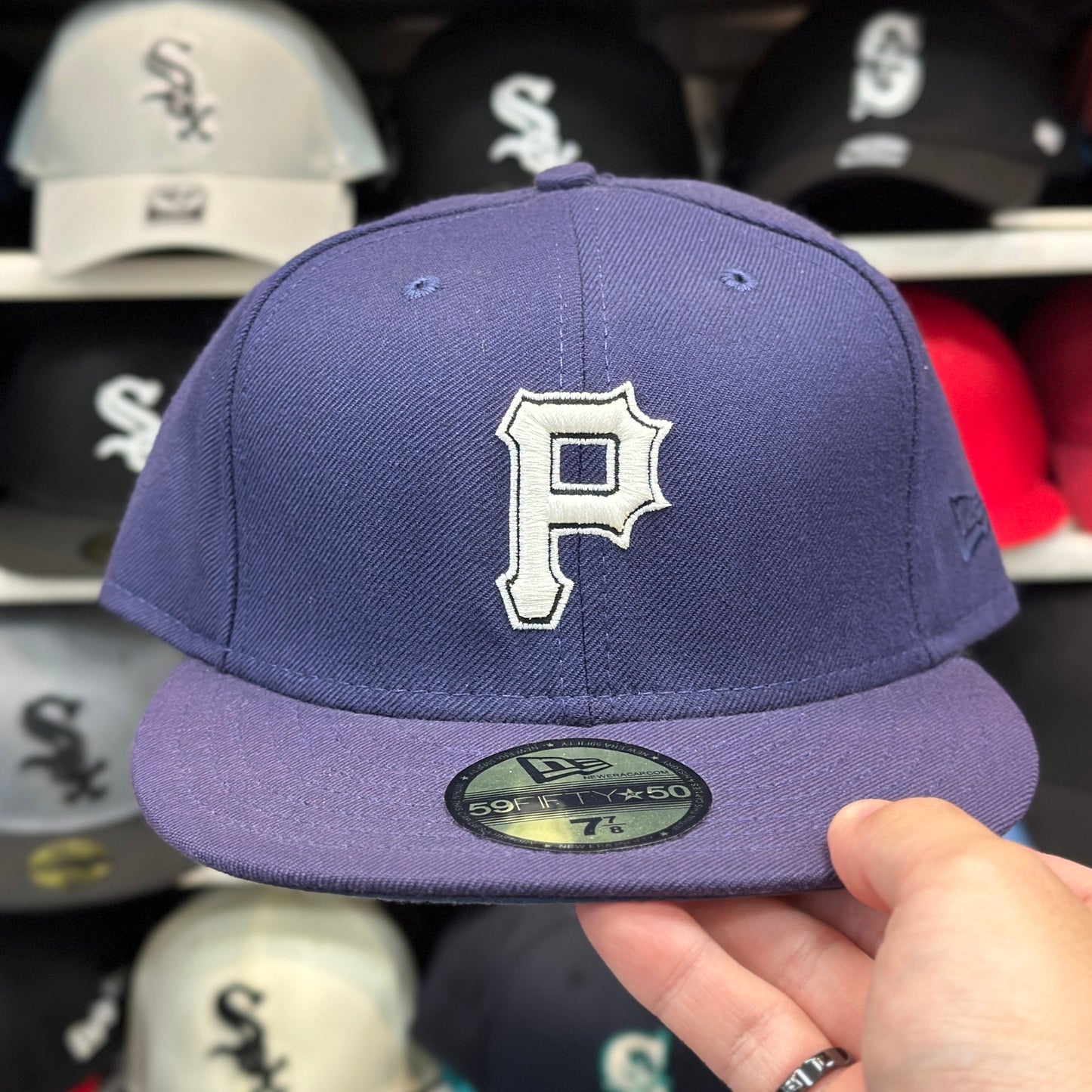 Pittsburgh Pirates NFL Vintage Fitted Cap | New Era 59FIFTY Sized Cap | 7 7/8