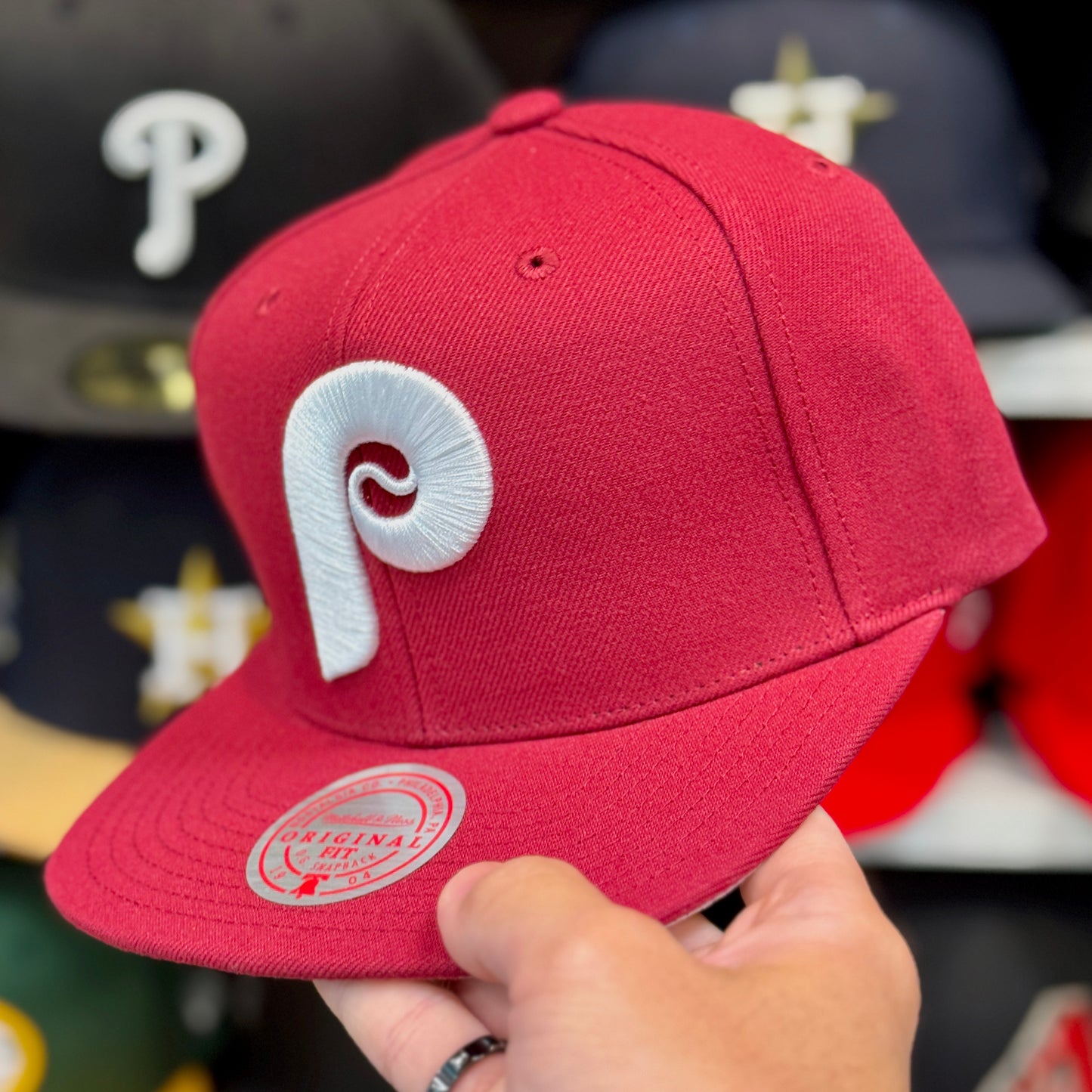 Philadelphia Phillies Historical Patch Mitchell & Ness Snapback Maroon