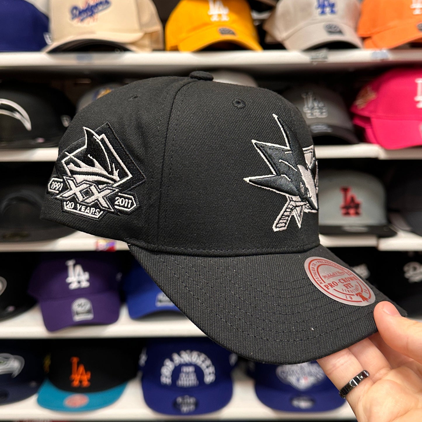 San Jose Sharks NHL 1991-2011 "20 Years" Patch | Mitchell & Ness Pro Crown Snapback | Black