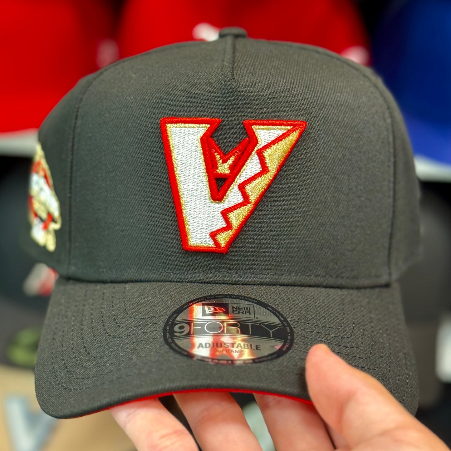 New Era Arizona Diamondbacks Upside Down '2001 World Series' A-Frame 9FORTY Snapback Black Red Under-brim