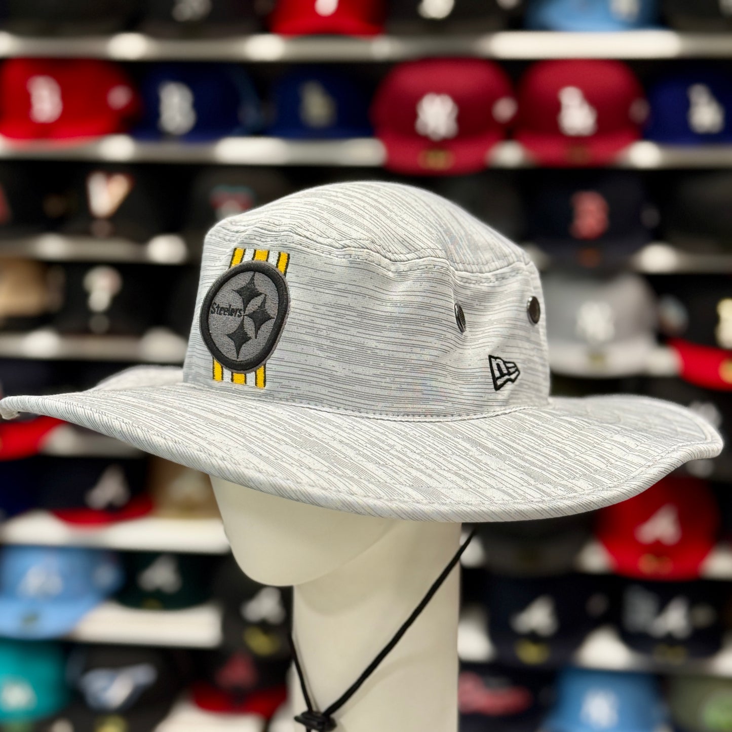 New Era Pittsburgh Steelers Fisherman Hat | Silver / Black Under Brim