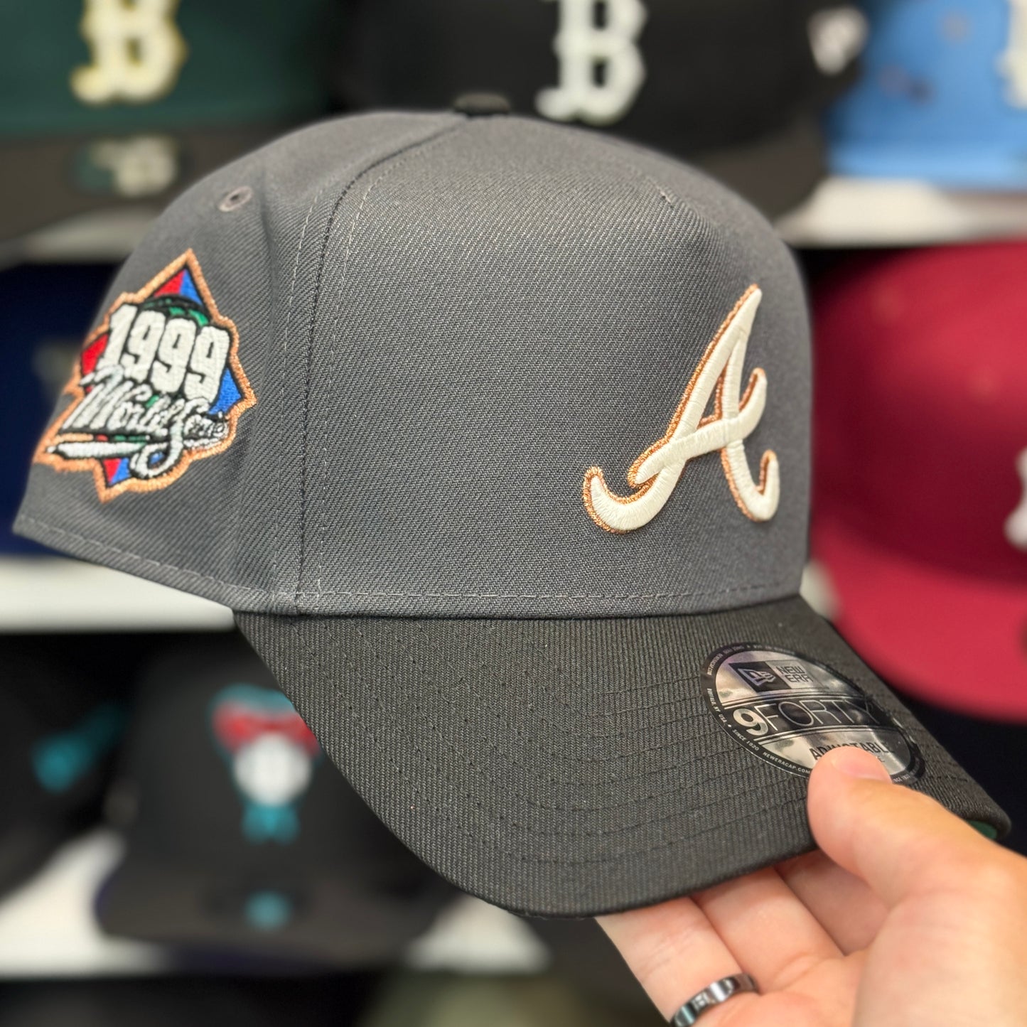 New Era Atlanta Braves 'World Series' A-Frame 9FORTY Snapback Gray/Black