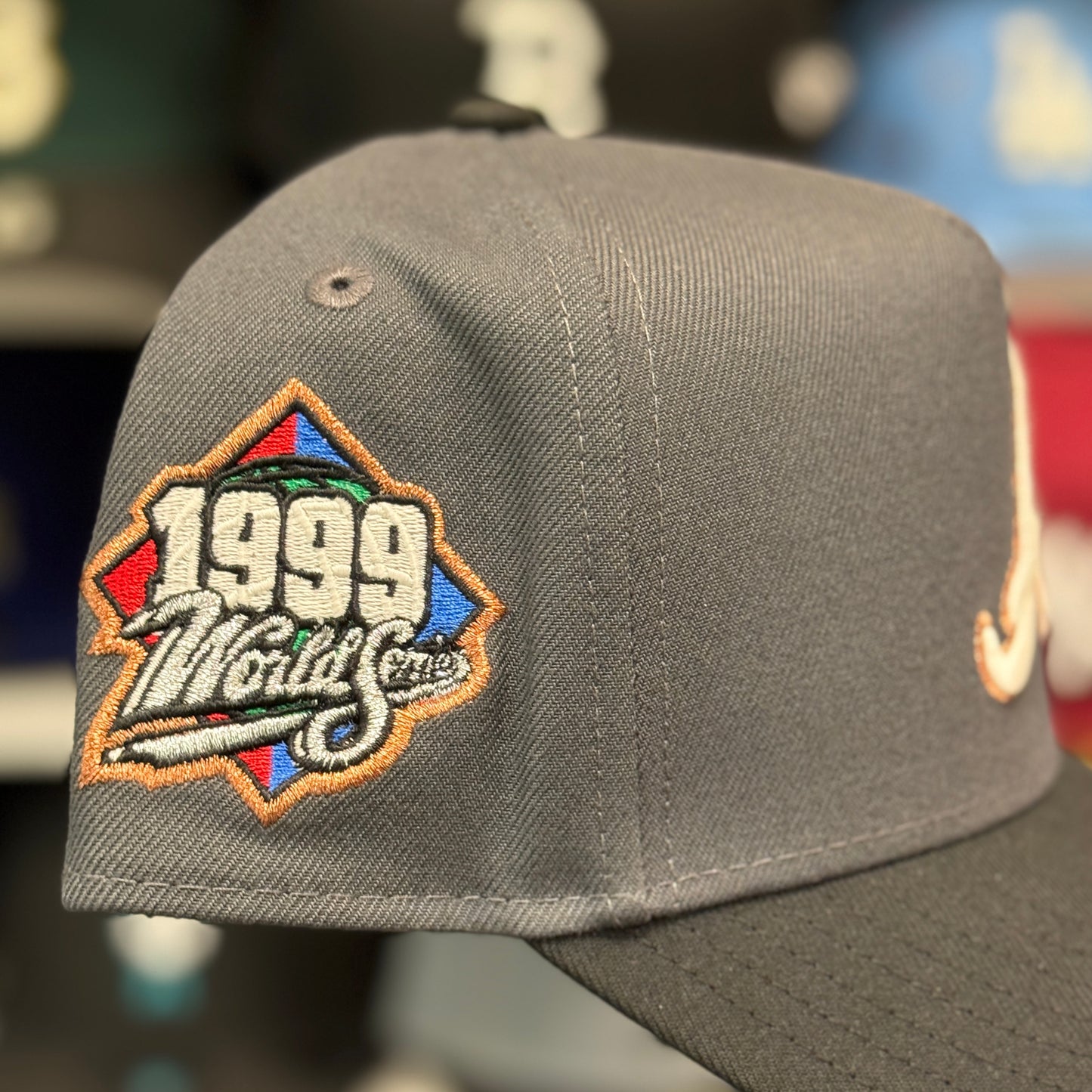 New Era Atlanta Braves 'World Series' A-Frame 9FORTY Snapback Gray/Black