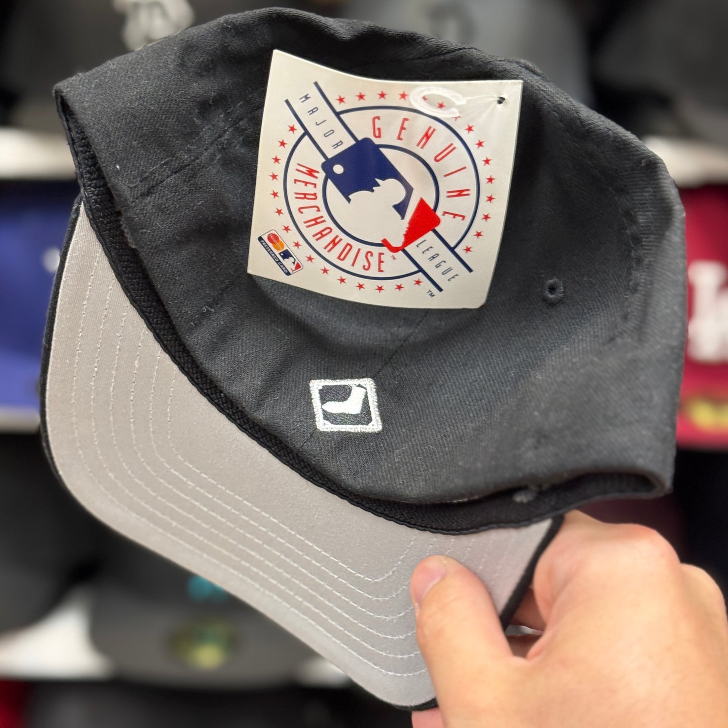 Youth Chicago White Sox Black/White FlexFit Baseball Cap - Product Image