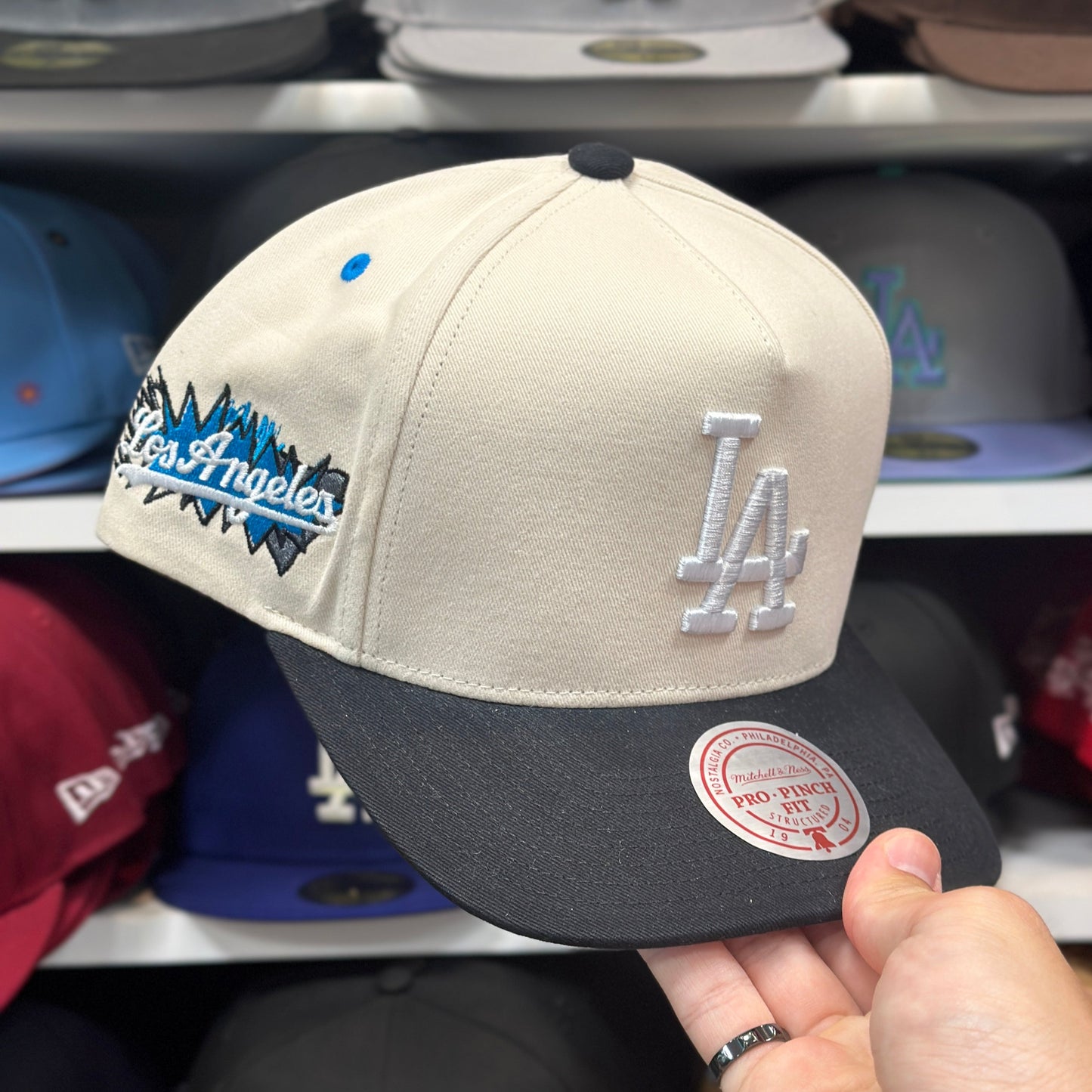 LA Dodgers MLB Snapback | Mitchell & Ness Pro Pitch Adjustable Cap | Creme/Black