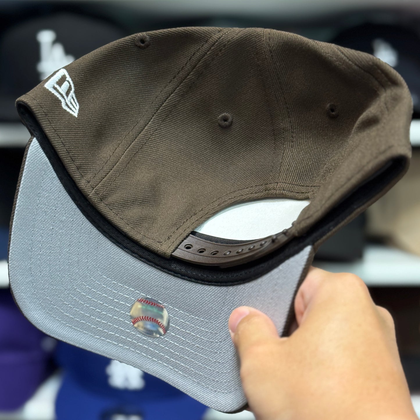 New Era Los Angeles Dodgers '40th Anniversary' Upside Down A-Frame 9FORTY Snapback Brown