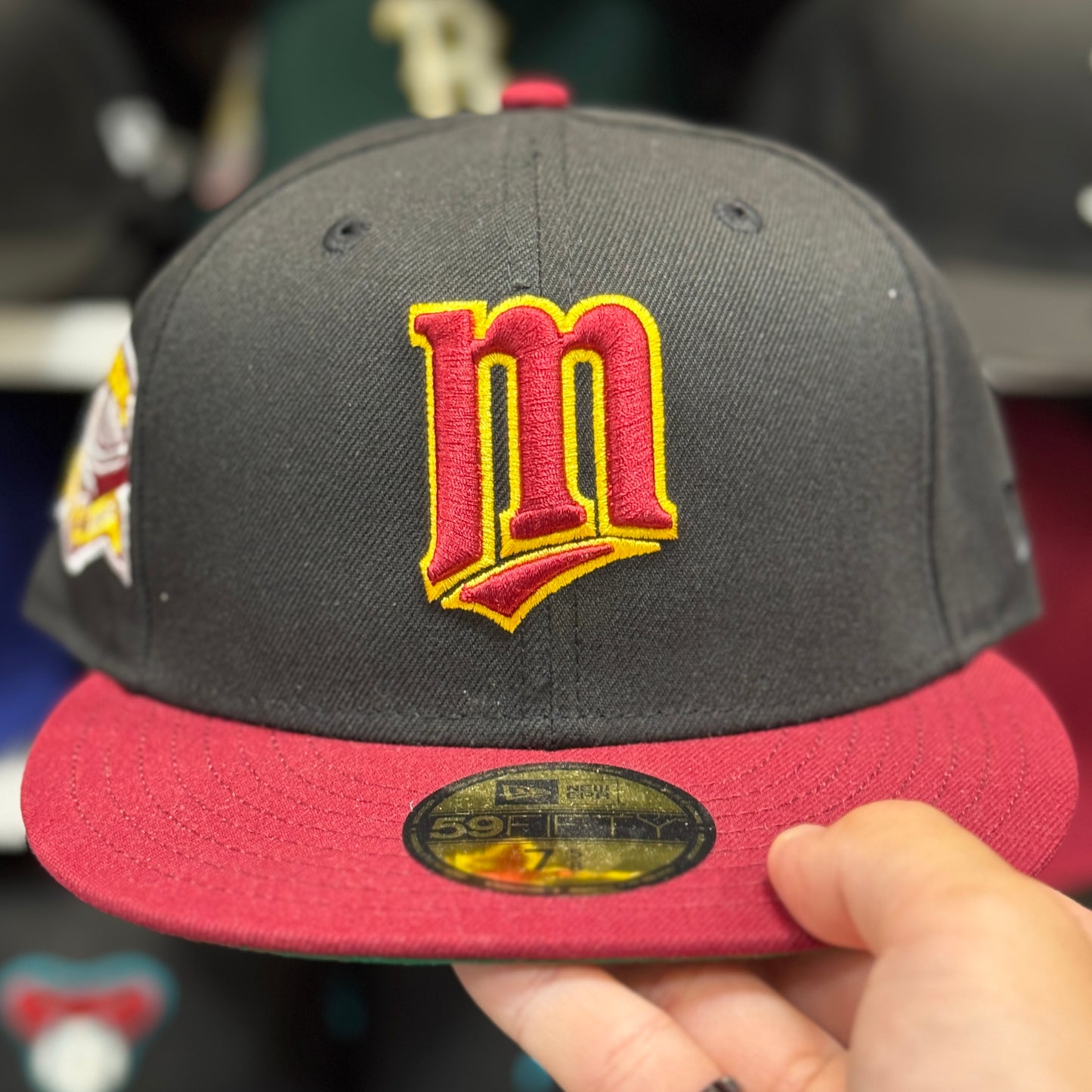 New Era Minnesota Twins 'Metrodome' 59FIFTY Fitted Hat | Black/Red