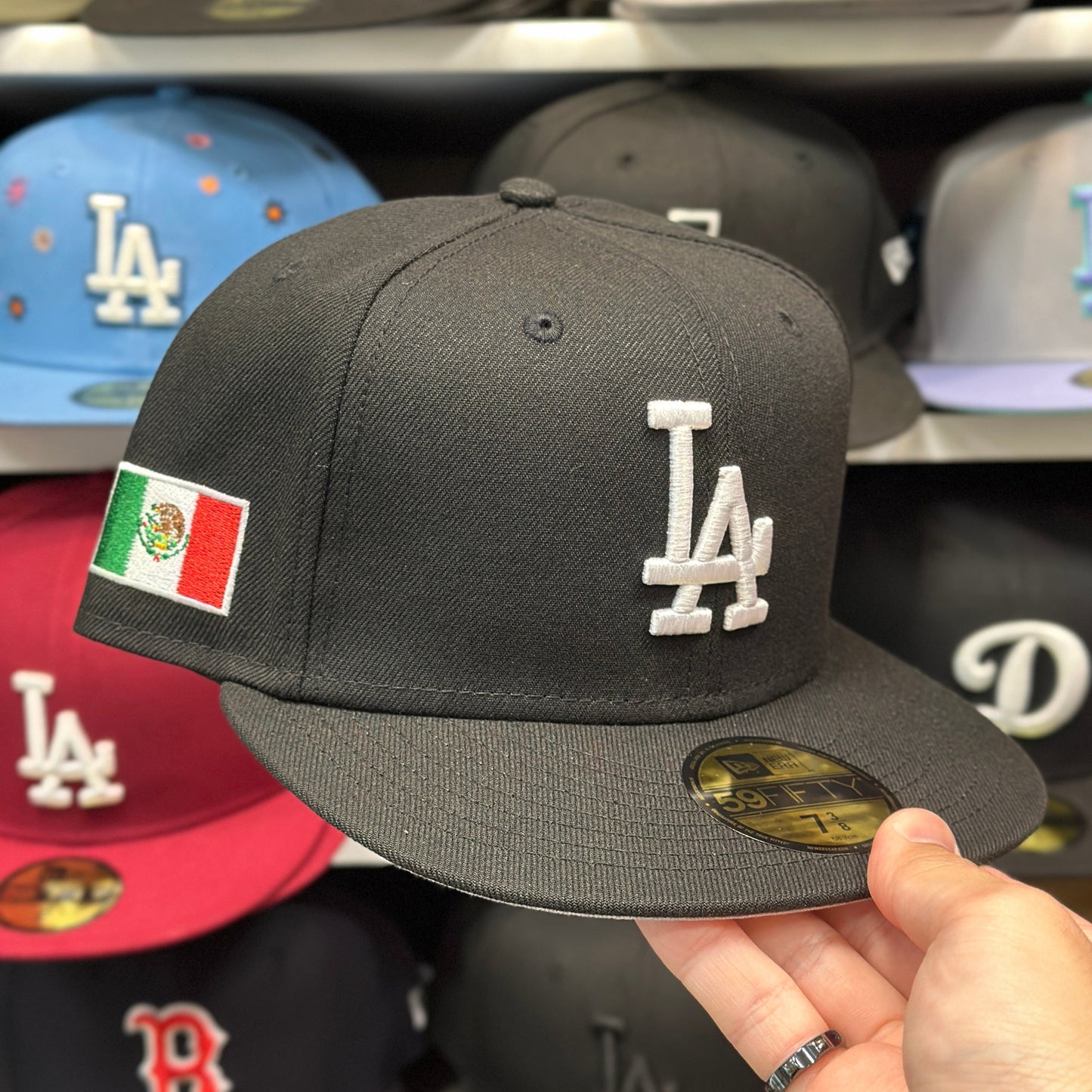 LA Dodgers MLB 'Mexico' Side Patch Fitted Hat | New Era 59FIFTY Sized Cap | Black