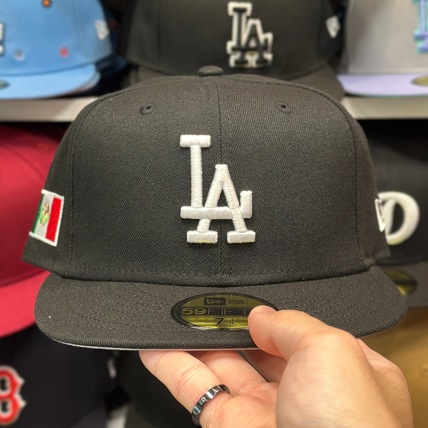 LA Dodgers MLB 'Mexico' Side Patch Fitted Hat | New Era 59FIFTY Sized Cap | Black