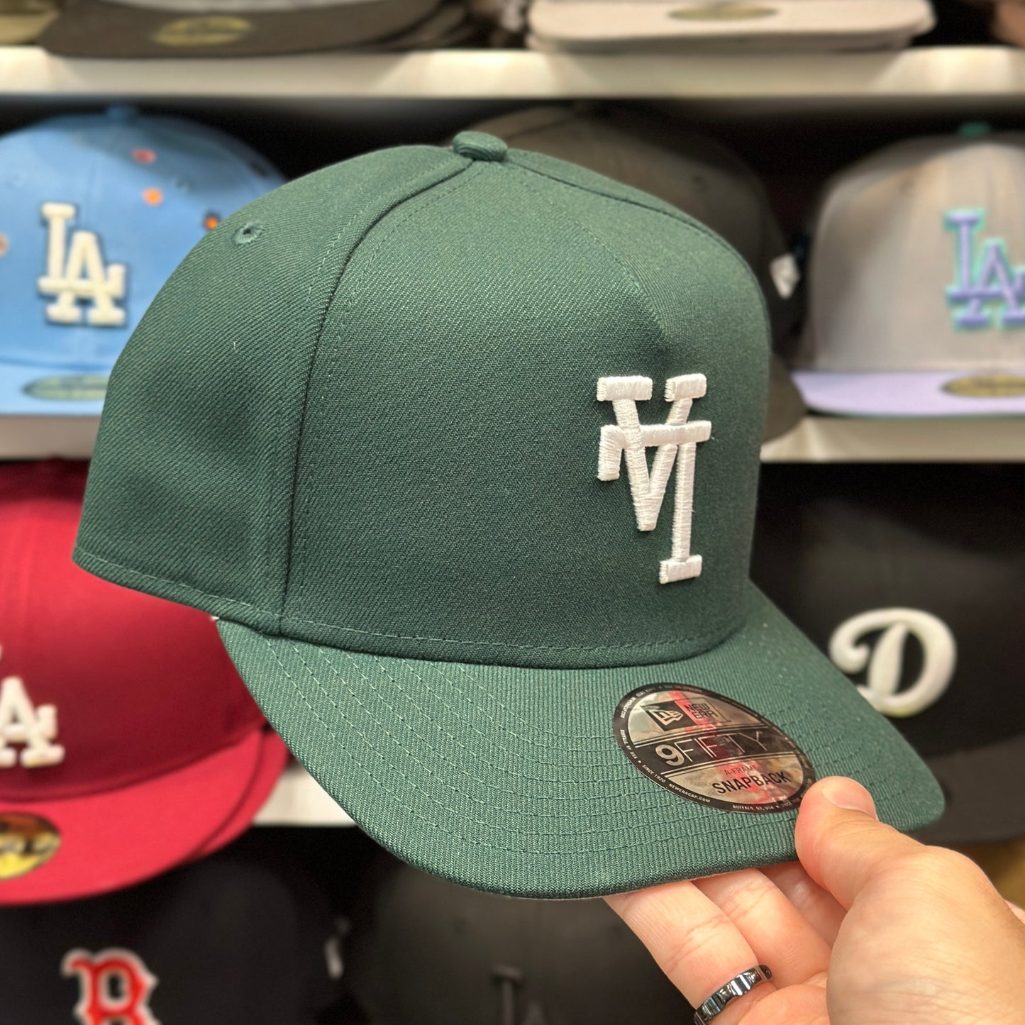 New Era Los Angeles Dodgers 'Upside Down Logo' A-Frame Dark Green/White 9FIFTY Snapback