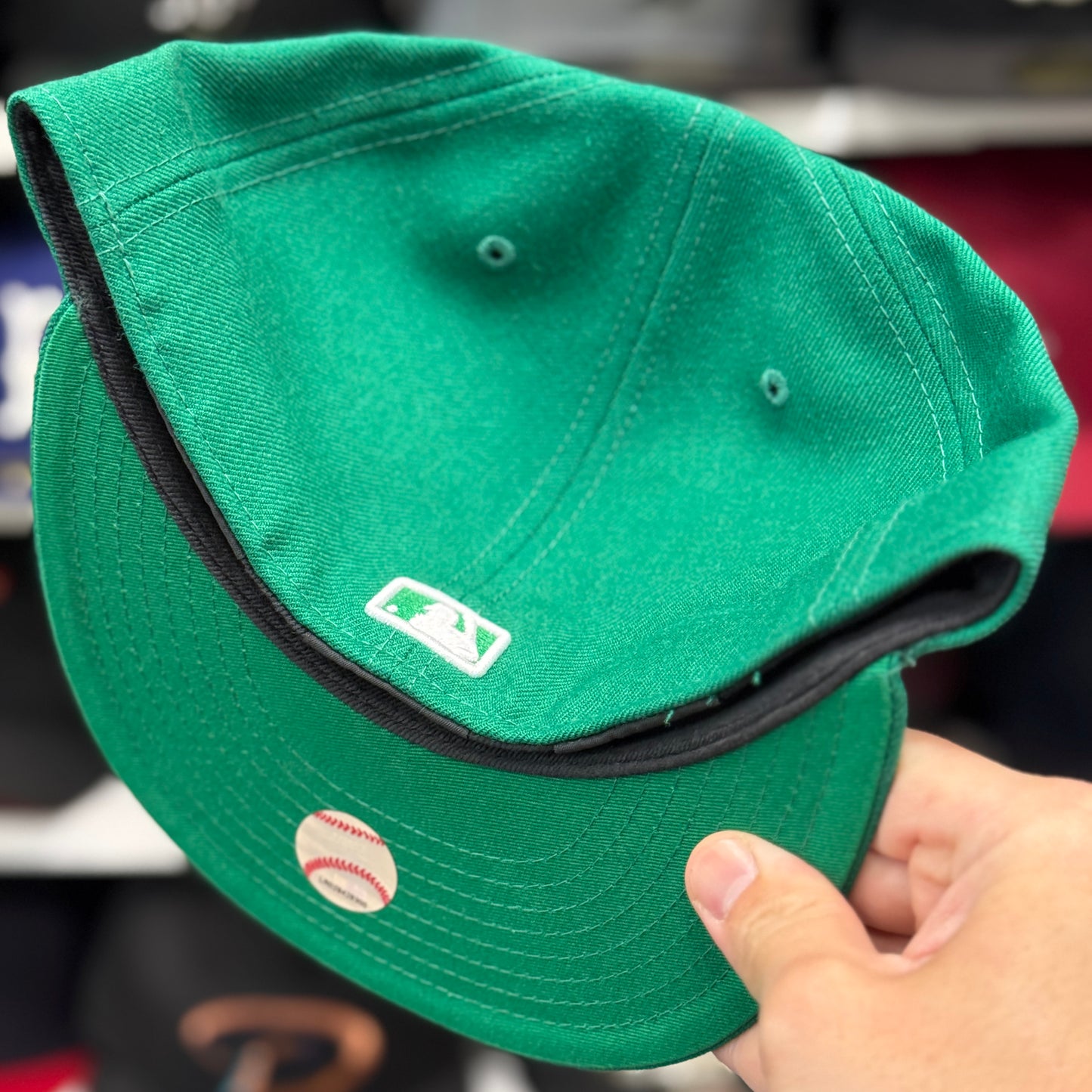 New Era Boston Red Sox Kelly Green 59FIFTY Fitted Hat - Product Image