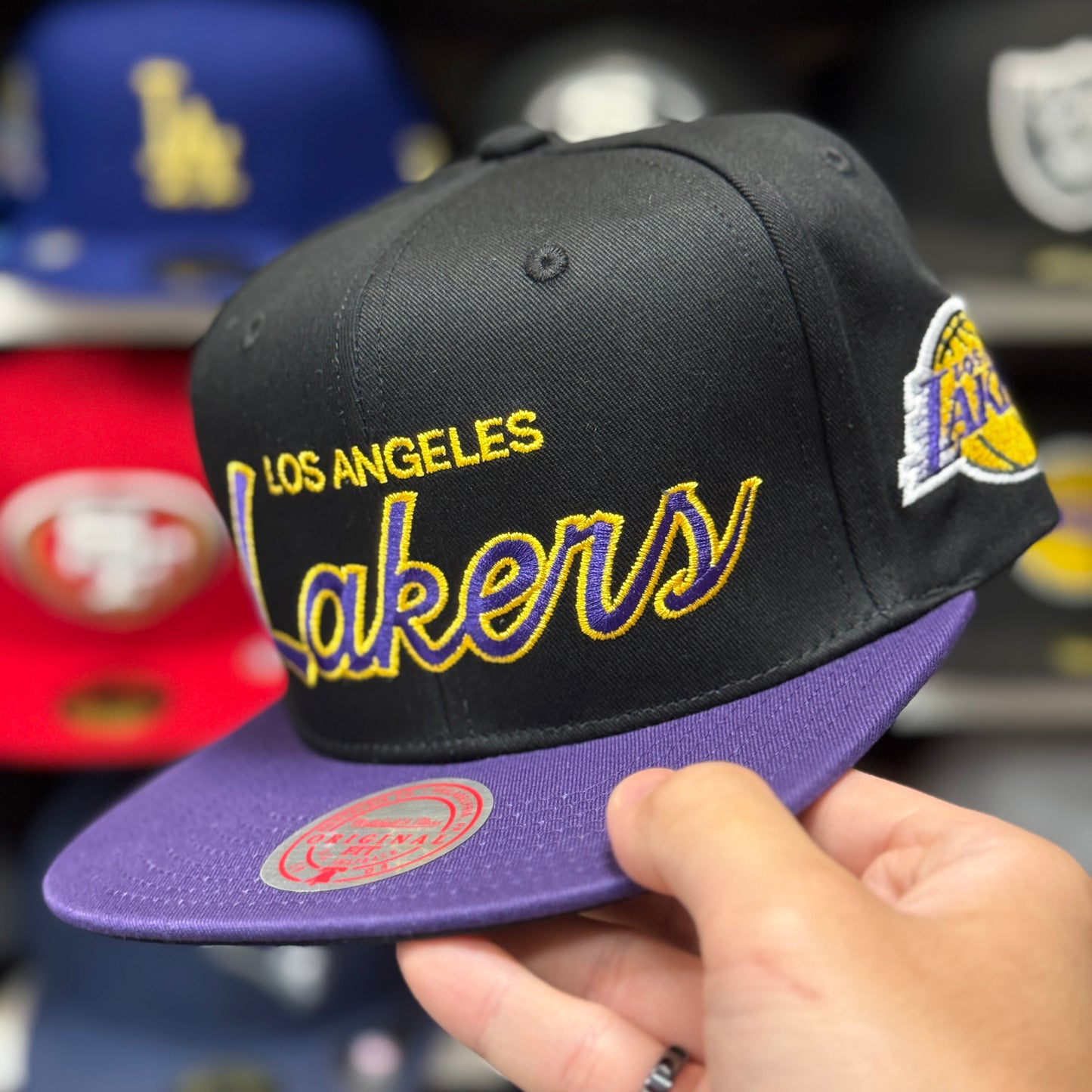 Los Angeles Lakers 'Script Logo' Mitchell & Ness Snapback | Black/Purple