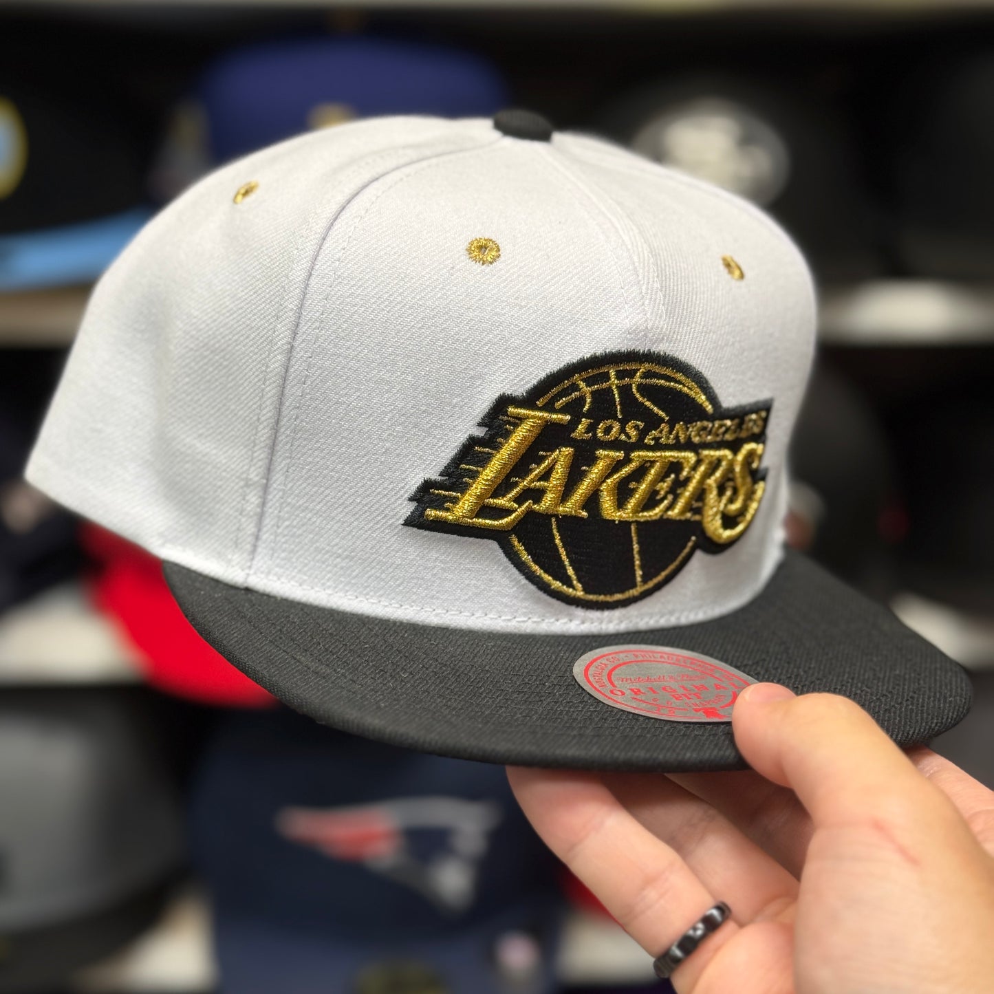 Los Angeles Lakers Mitchell & Ness Snapback | White/Black