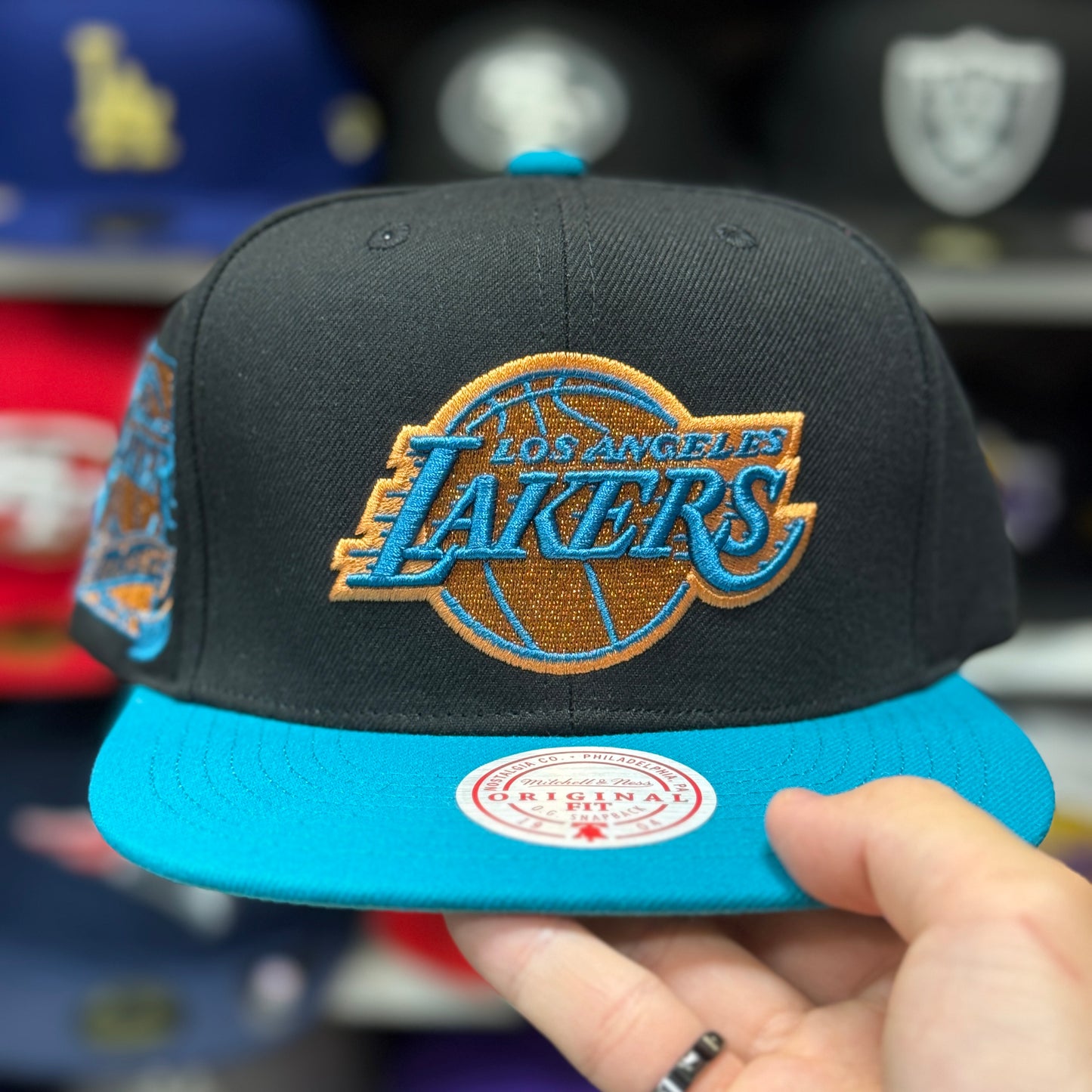 Los Angeles Lakers '25th Anniversary' Mitchell & Ness Snapback | Black
