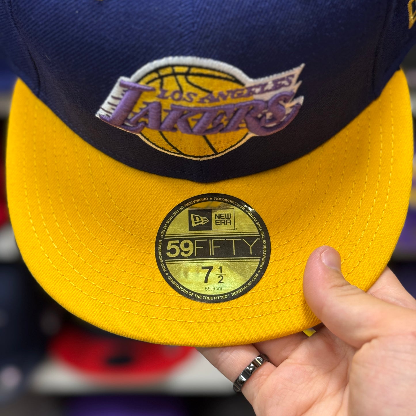 New Era Los Angeles Lakers Two-Tone 59FIFTY Fitted Hat | Size 7 1/2