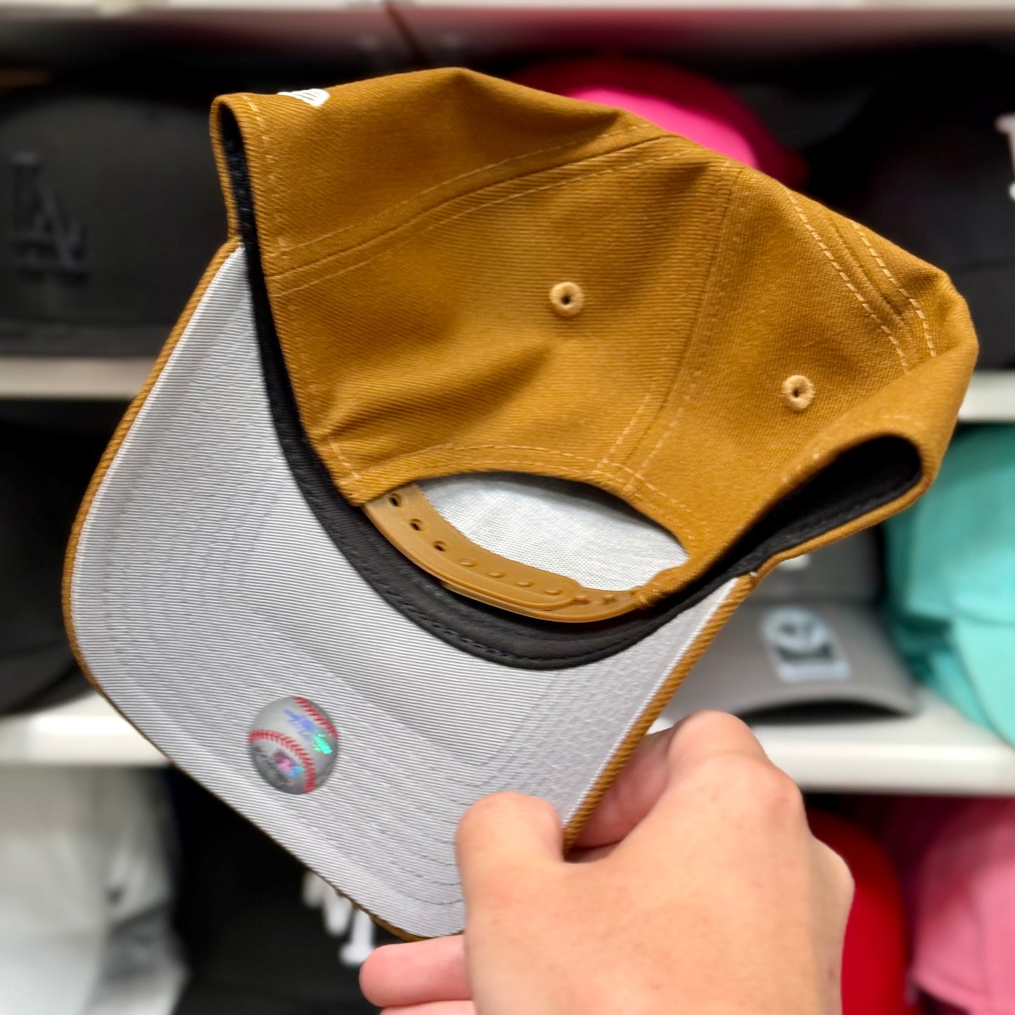 New Era Los Angeles Dodgers Upside Down Reversible A-Frame 9FORTY Snapback Caramel