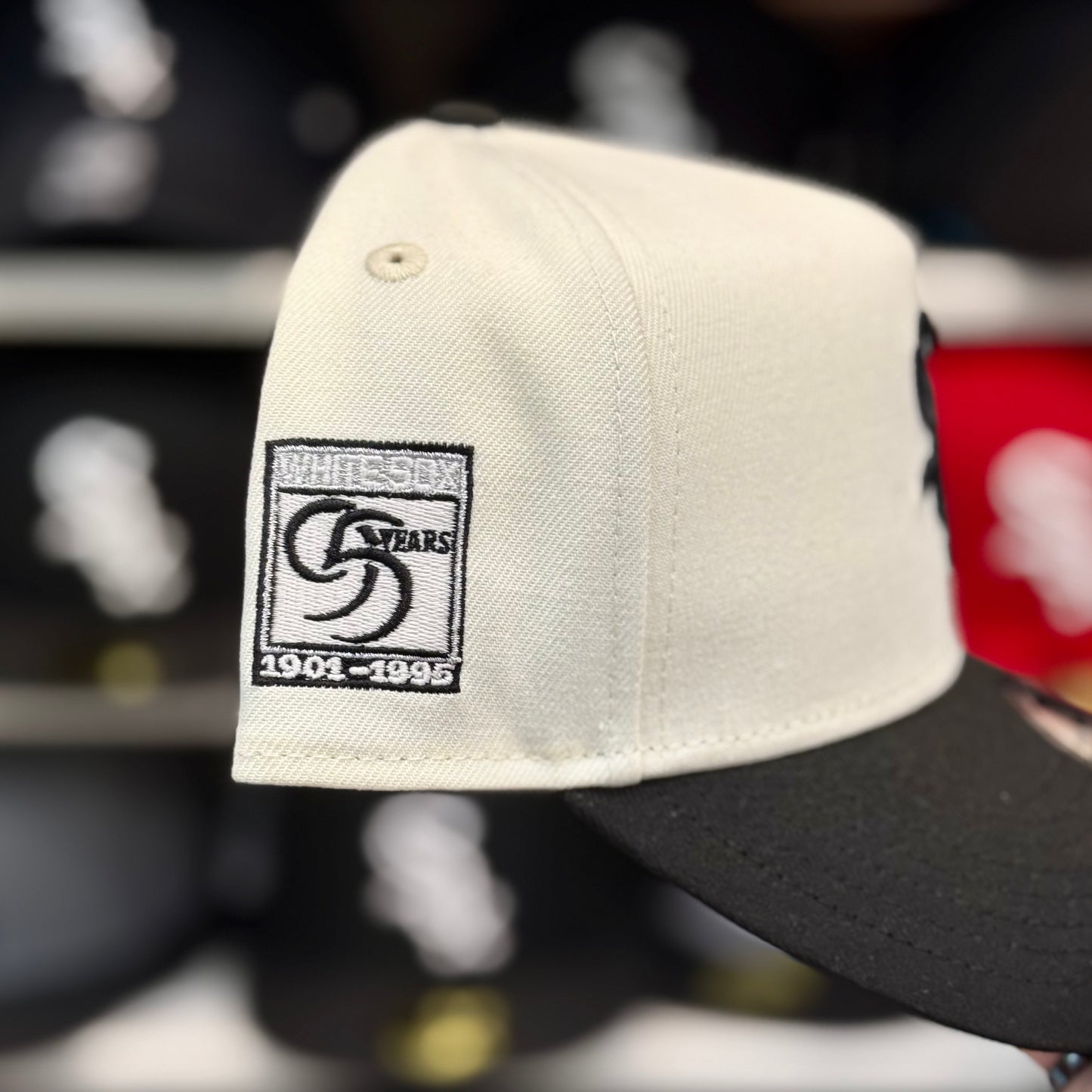 New Era Chicago White Sox '95 Years' A-Frame 9FORTY Snapback Ivory/Black
