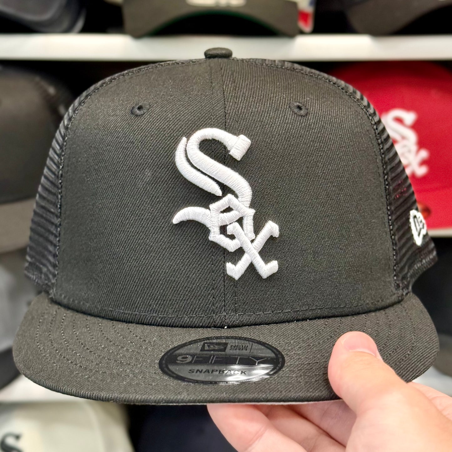 New Era 9FIFTY Chicago White Sox Trucker Snapback | Black