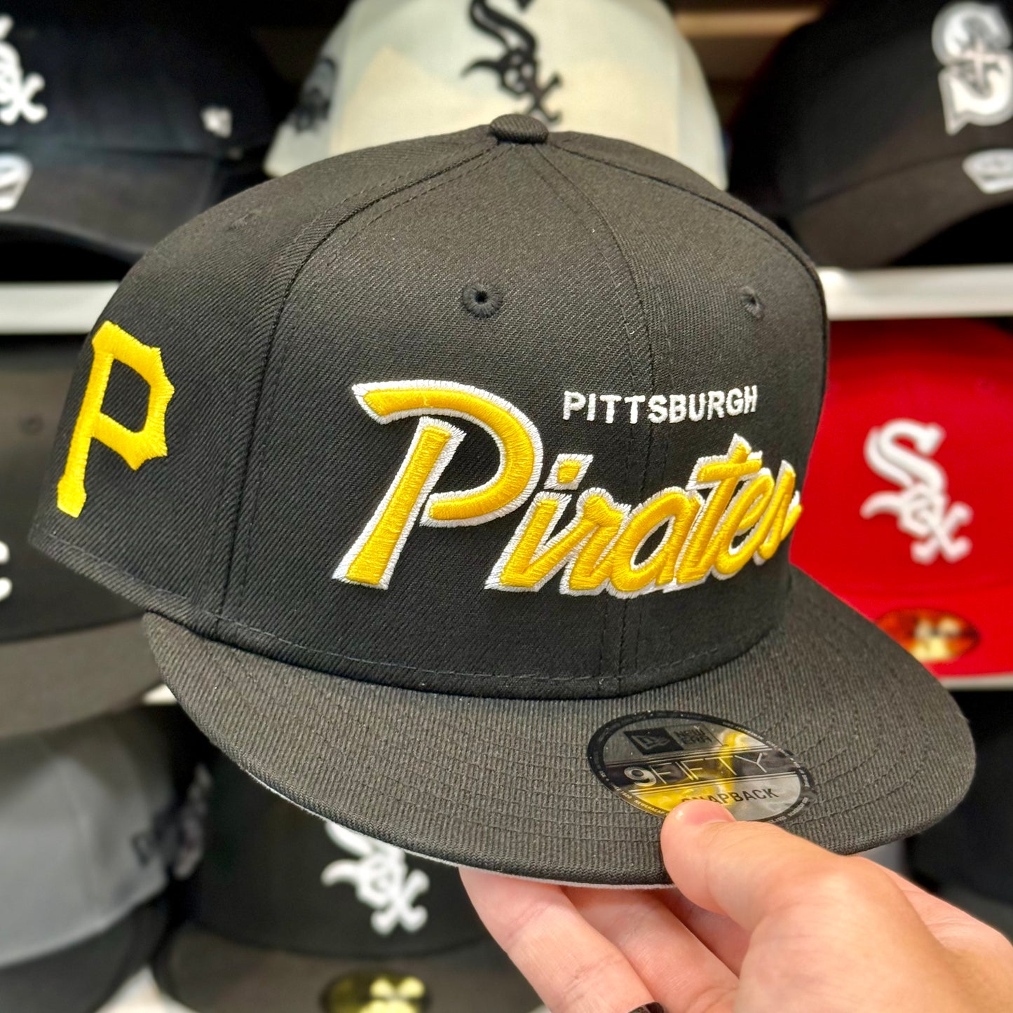 New Era 9FIFTY Pittsburgh Pirates Script Snapback | Black