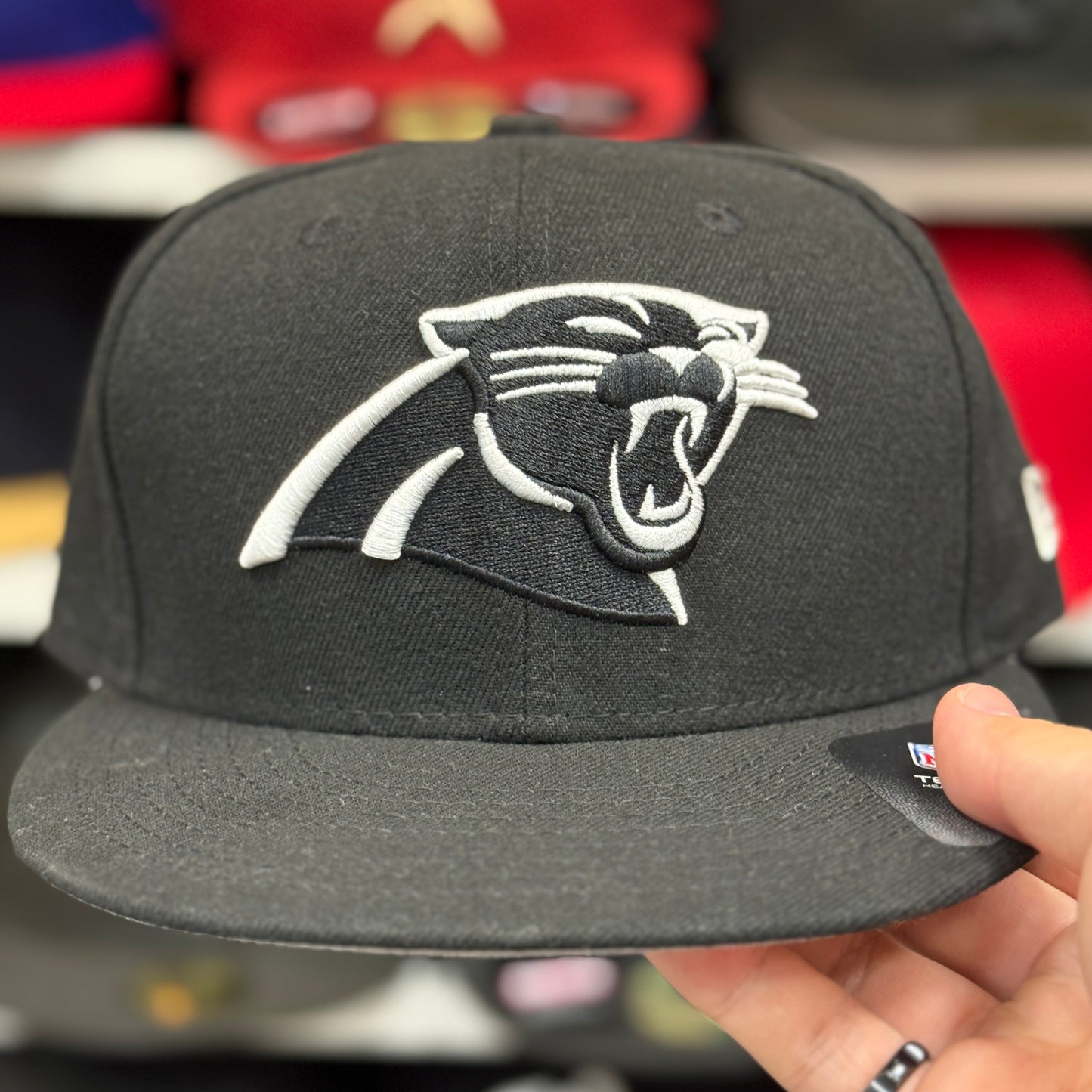 New Era Carolina Panthers Black/White 59FIFTY Fitted Hat | Size 7