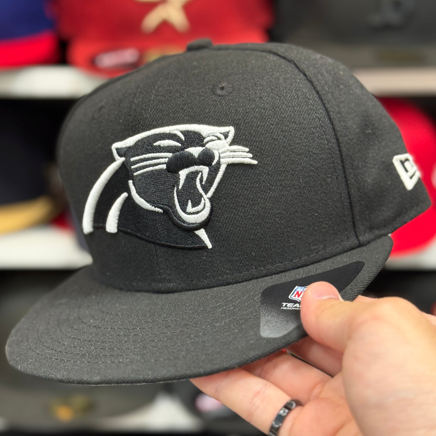 New Era Carolina Panthers Black/White 59FIFTY Fitted Hat | Size 7