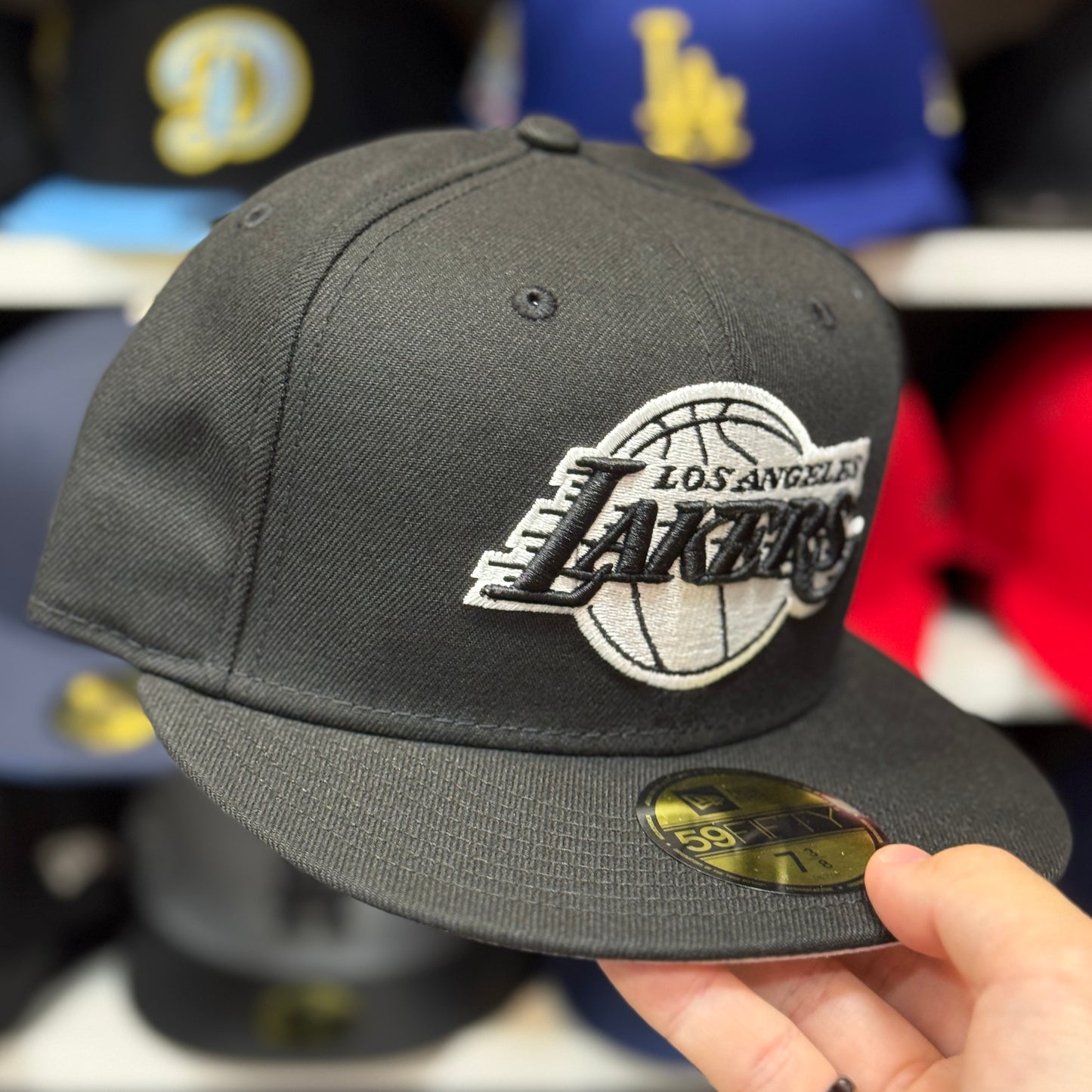 New Era Los Angeles Lakers Black/White 59FIFTY Fitted Hat