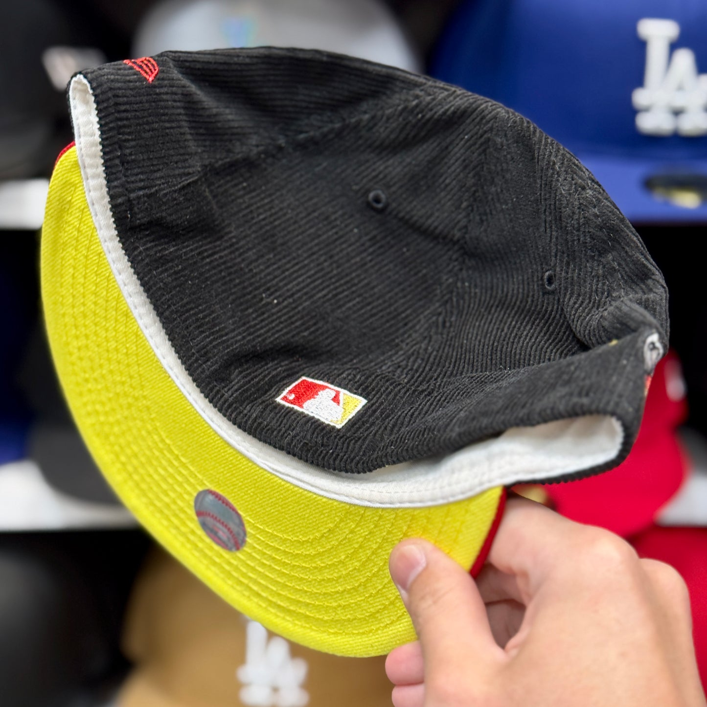New Era LA Dodgers '50th Anniversary' Corduroy 59FIFTY Fitted Hat Black/Red