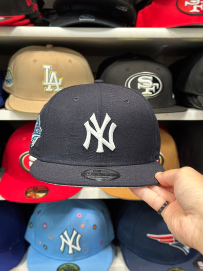 New York Yankees MLB 'World Series' | New Era 9FIFTY Snapback | Navy/Blue Paisley