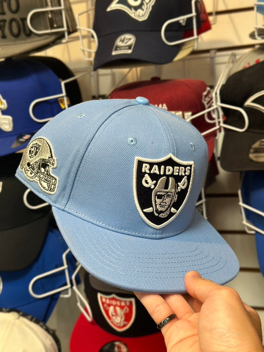 Las Vegas Raiders NFL | Pro Standard Snapback | Light Blue