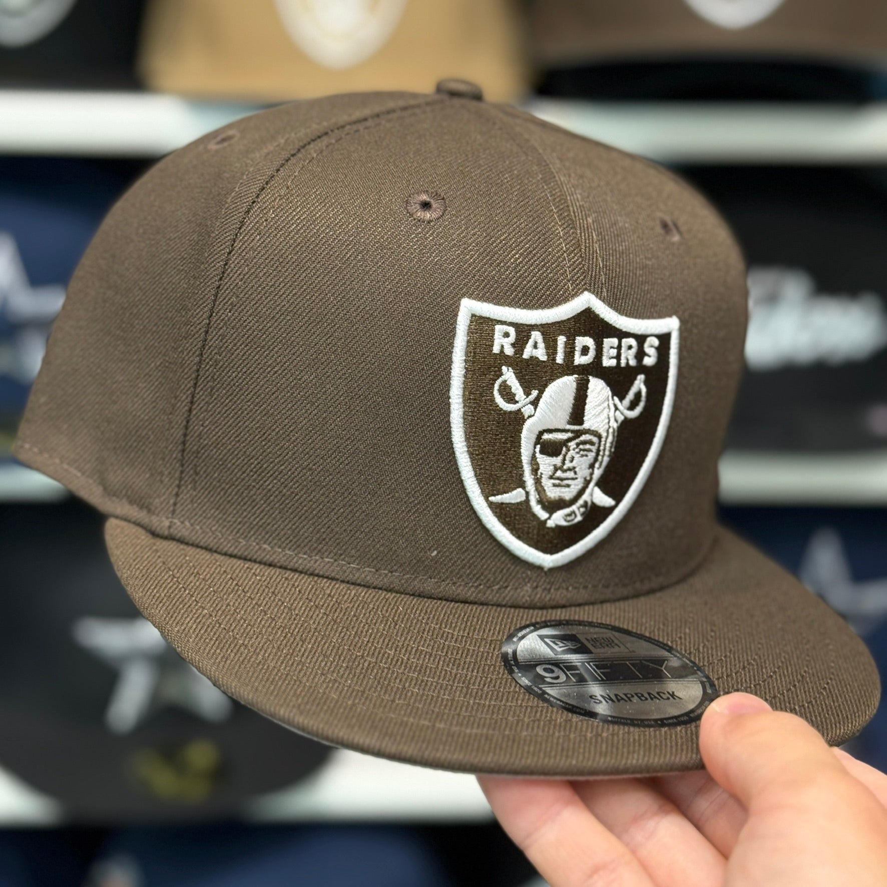 New Era Las Vegas Raiders Brown 9FIFTY Snapback - Product Image
