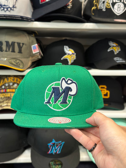 Dallas Mavericks NBA Snapback | Vintage Mitchell & Ness Original Fit Adjustable Cap | Green