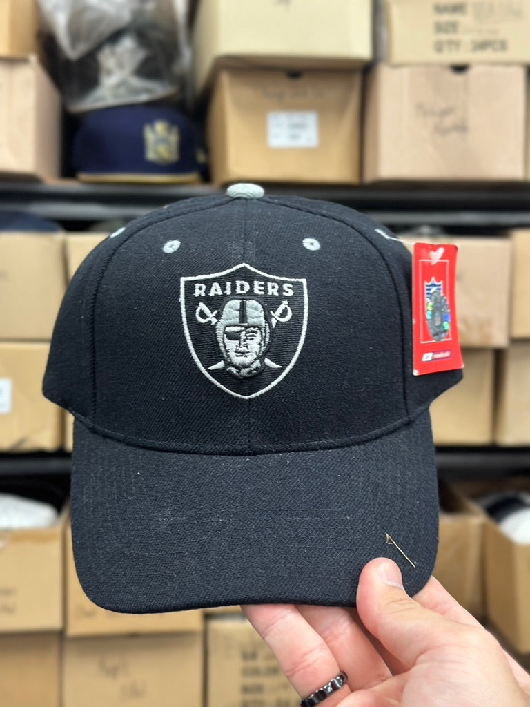 Oakland Raiders NFL Ball Cap | Vintage Reebok | Black