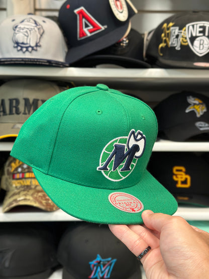 Dallas Mavericks NBA Snapback | Vintage Mitchell & Ness Original Fit Adjustable Cap | Green