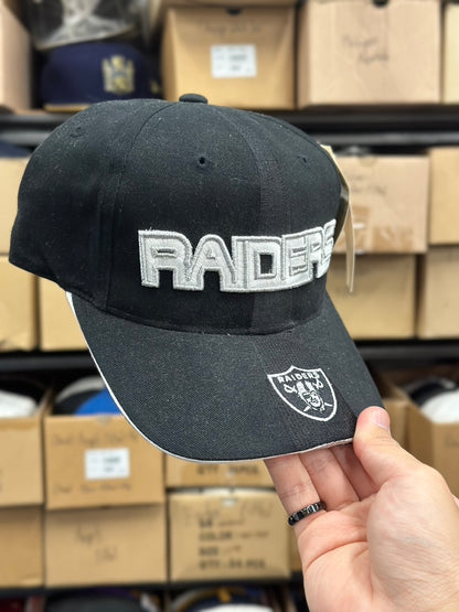 Oakland Raiders NFL Vintage Ball Cap | ANNCO Adjustable Velcro Strap | Black