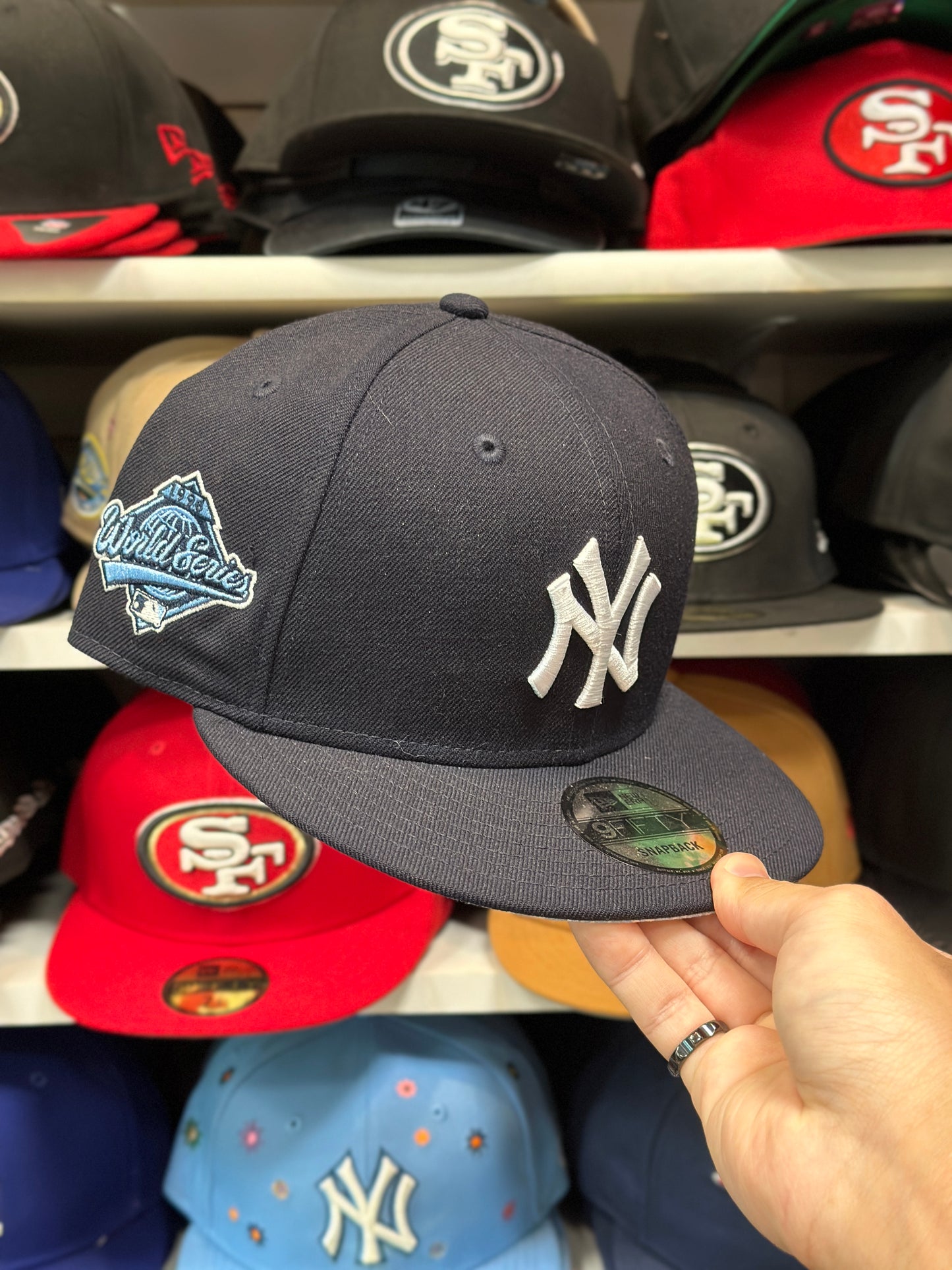 New York Yankees MLB 'World Series' | New Era 9FIFTY Snapback | Navy/Blue Paisley