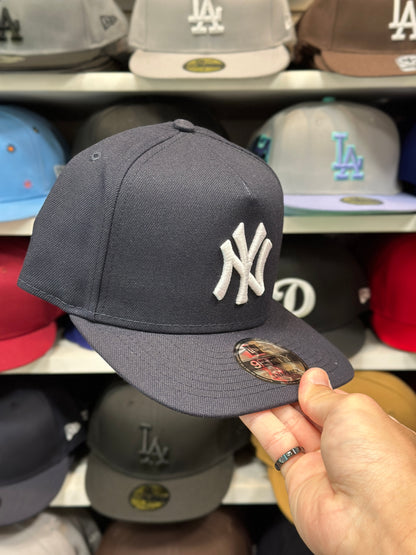 New York Yankees MLB A-Frame Cap | New Era 9FIFTY Adjustable Snapback | Navy