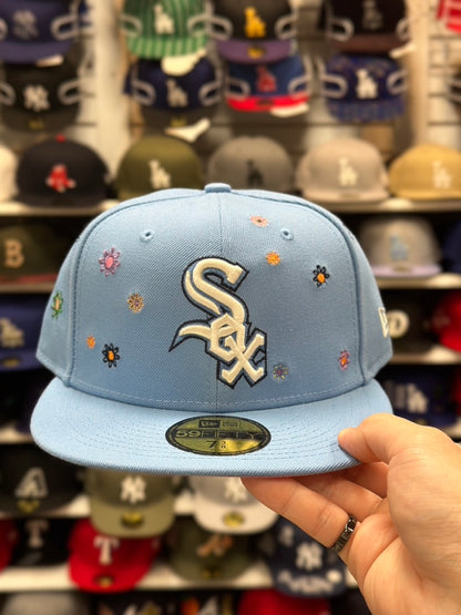 Chicago White Sox MLB Floral Patches | New Era 59FIFTY Fitted Cap | Light Blue