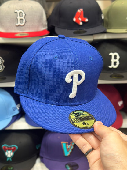 Philadelphia Phillies MLB Vintage Fitted Hat | New Era 59FIFTY Sized Cap | Blue