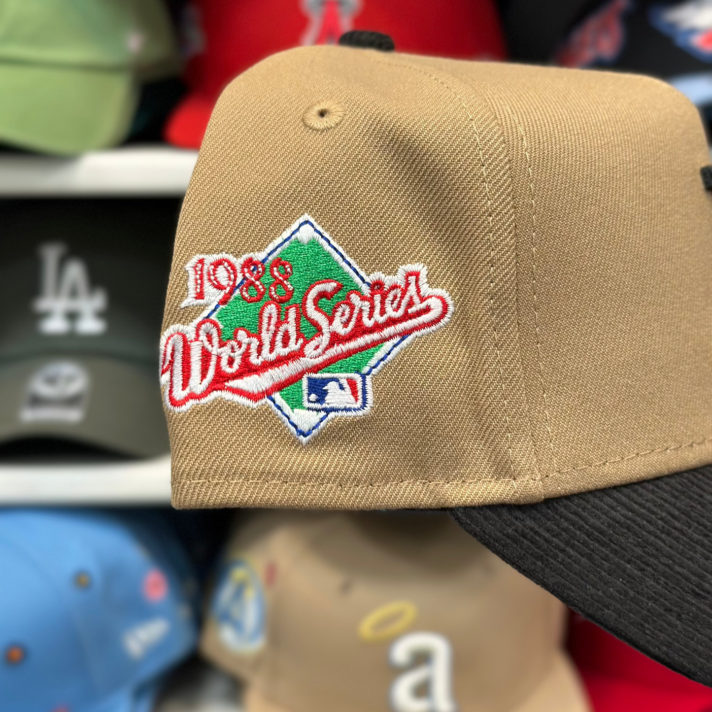 LA Dodgers Upside Down Reversible A-Frame Snapback | New Era 9FORTY | Brown/Black Corduroy