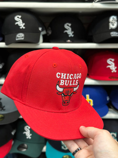 Chicago Bulls NBA Vintage Snapback | Adidas Hardwood Classics | Red