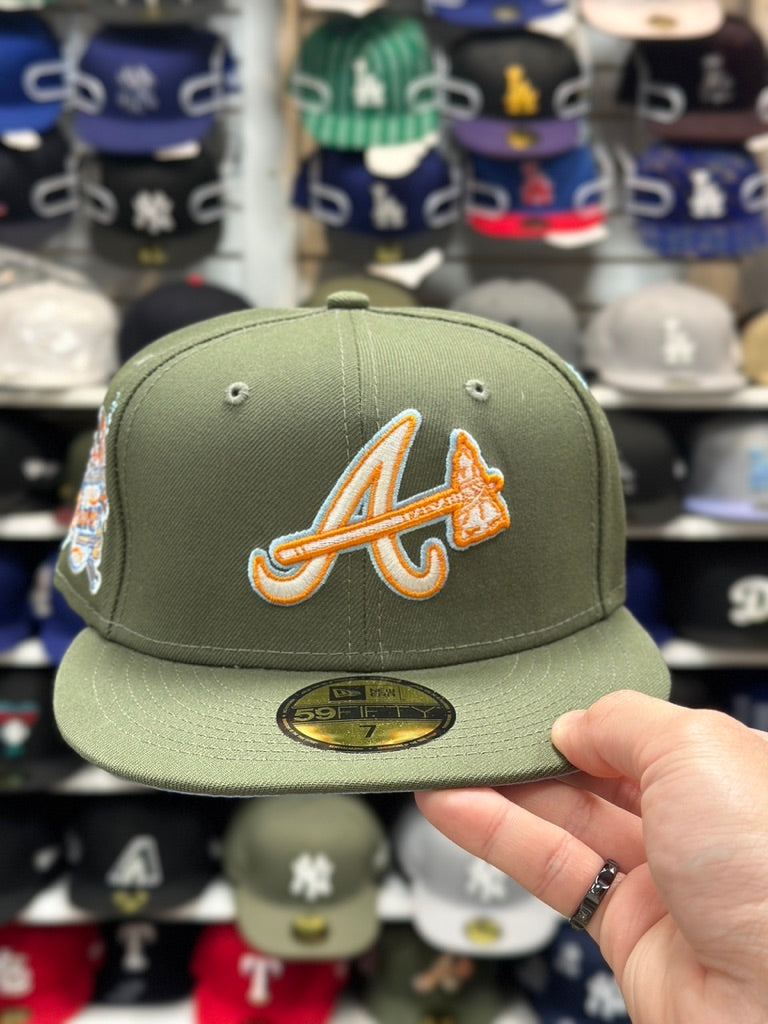 Atlanta Braves MLB '30th Anniversary Floral' Patch | New Era 59FIFTY Fitted Cap | Olive