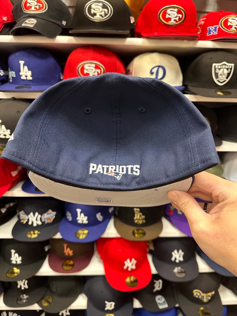 New England Patriots NFL Fitted Hat | New Era 59FIFTY Sized Cap | Navy