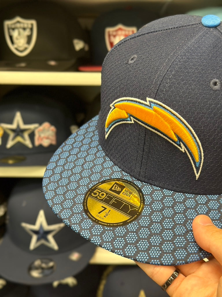 LA Chargers NFL Fitted Hat | New Era 59FIFTY Sized Cap | Blue