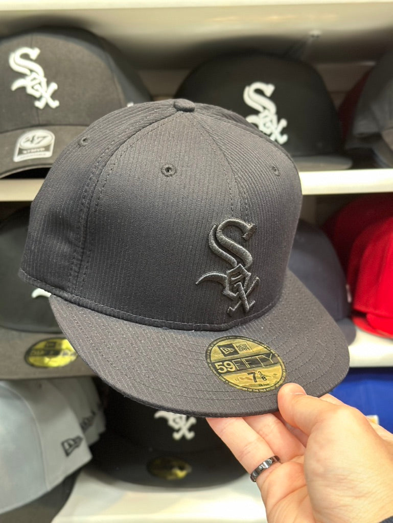 Chicago White Sox MLB Vintage Textured| New Era 59FIFTY Fitted Hat | 7 3/8